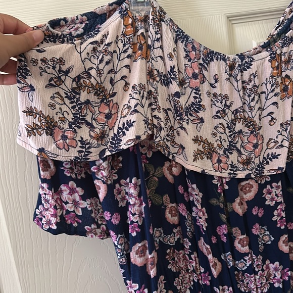 XL floral jumpsuit - Picture 2 of 3